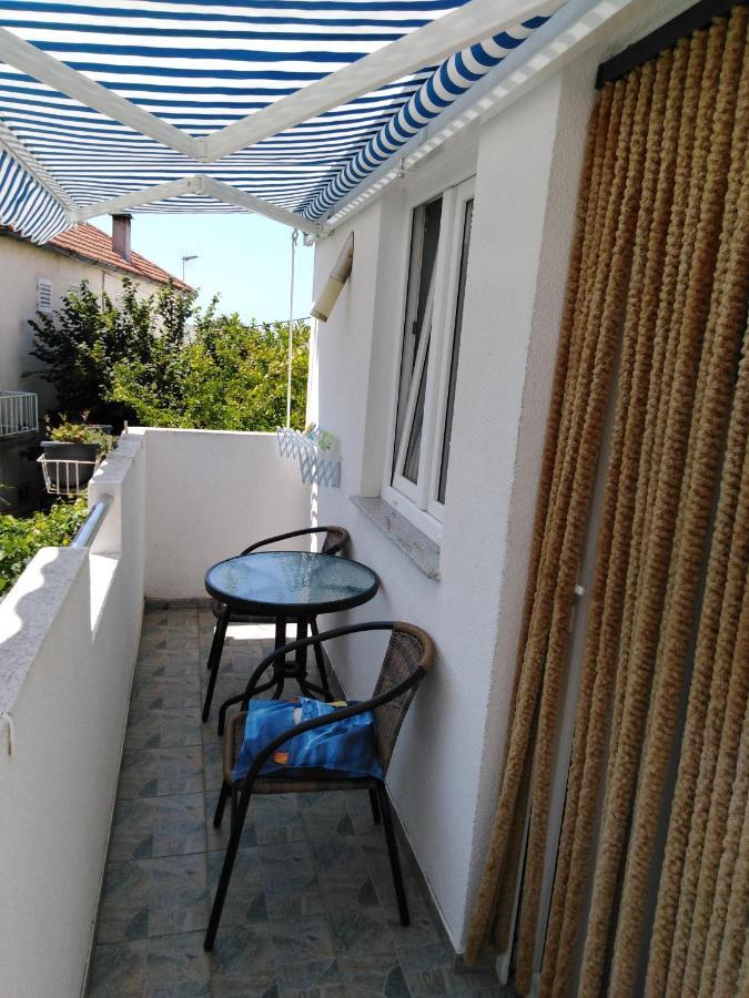 Apartmani Damir Kazija Pakostane Bagian luar foto