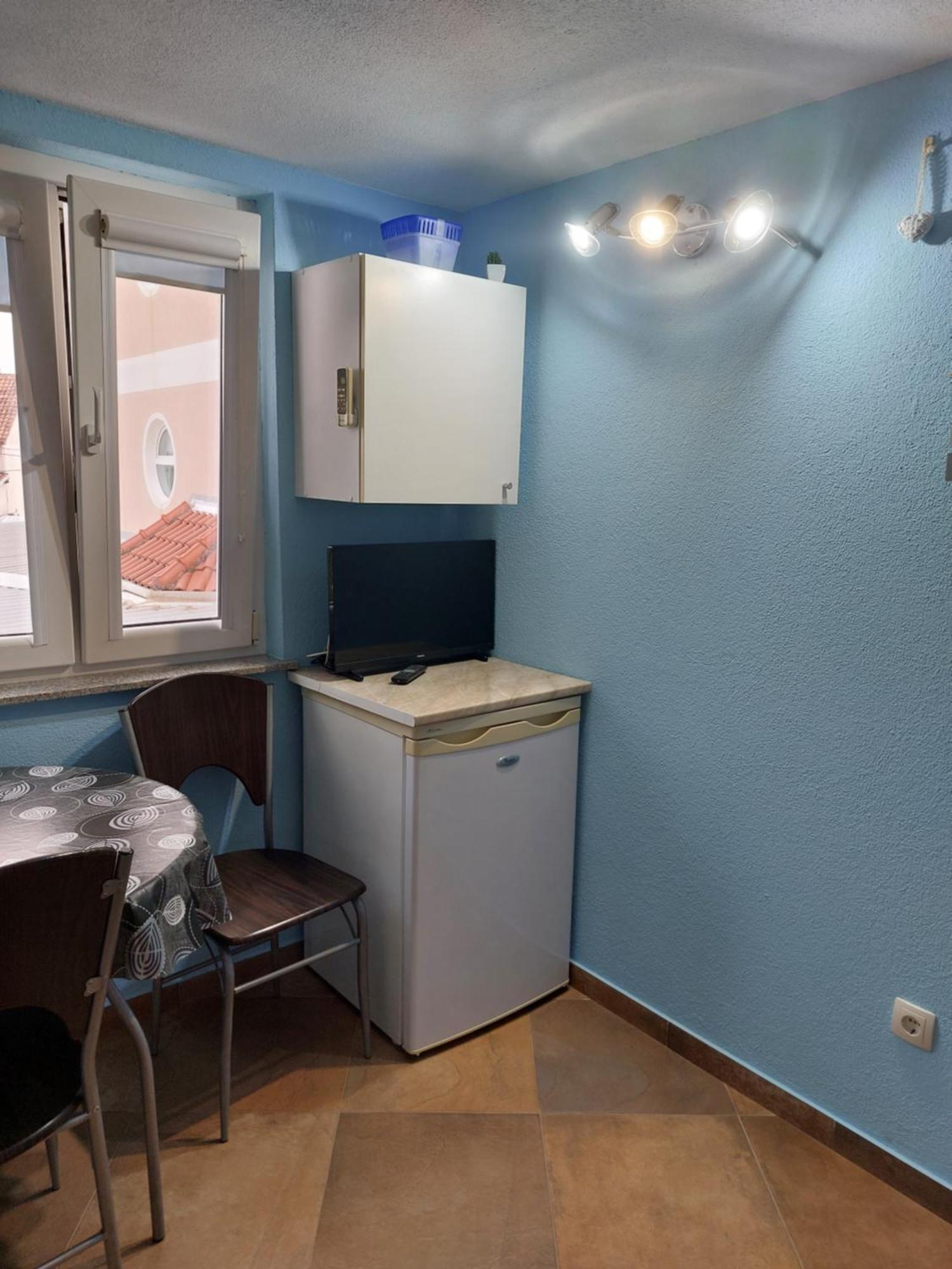 Apartmani Damir Kazija Pakostane Bagian luar foto